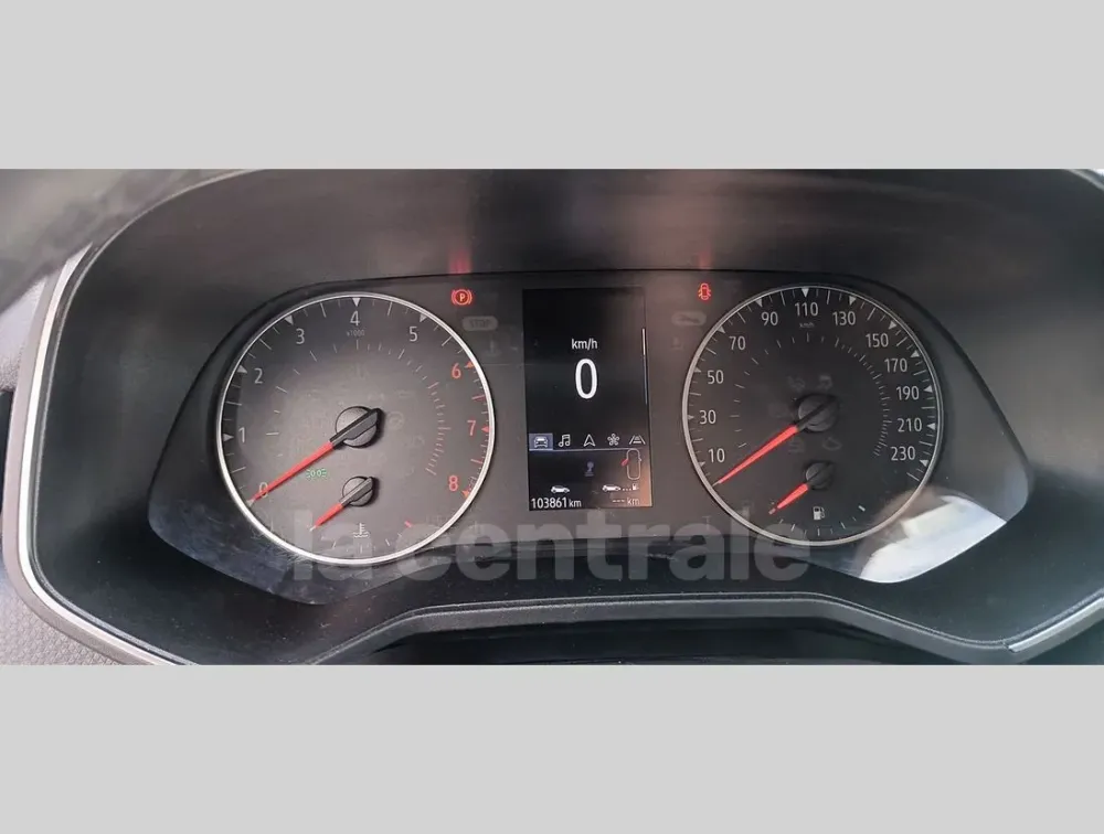 Renault Clio V Garage du Midour (2)